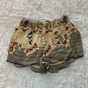 floral cloth shorts